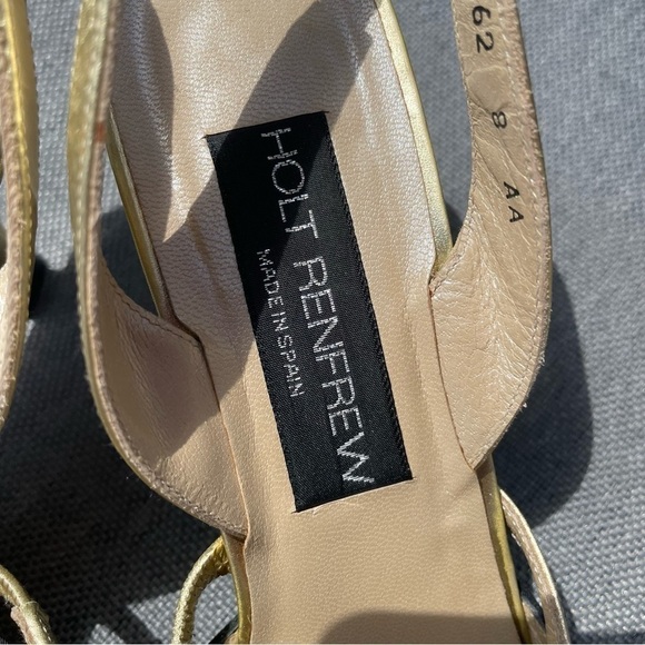 [8] Rare Vintage Holt Renfrew Black Canvas Closed Toed Kitten Heels Gold Straps - Picture 12 of 12